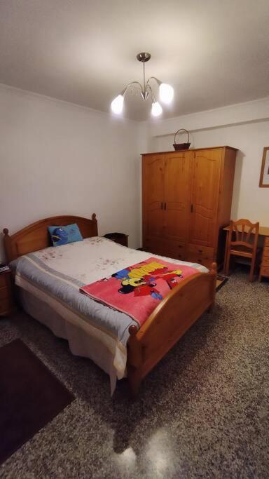 Charming Three Bedroom Apartment In Alcoi Exterior photo